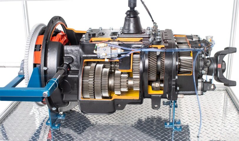 CUTAWAY EATON TRANSMISSION TRAINER - Image 2