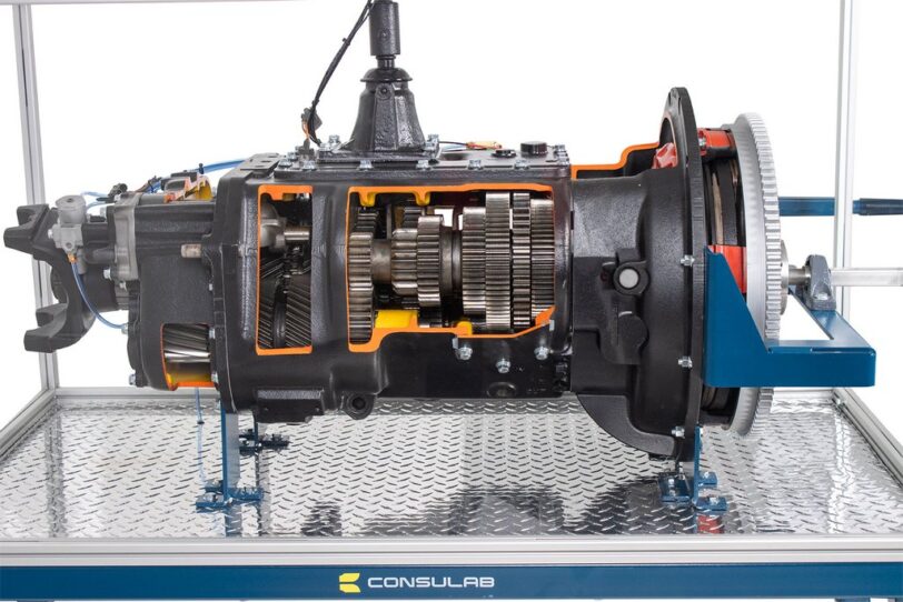 CUTAWAY EATON TRANSMISSION TRAINER - Image 4