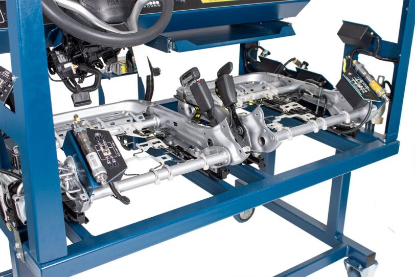 SRS RESTRAINTS + AIR BAG DIAGNOSTIC TRAINER - Image 11
